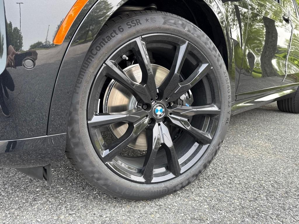 new 2026 BMW X7 car, priced at $99,630