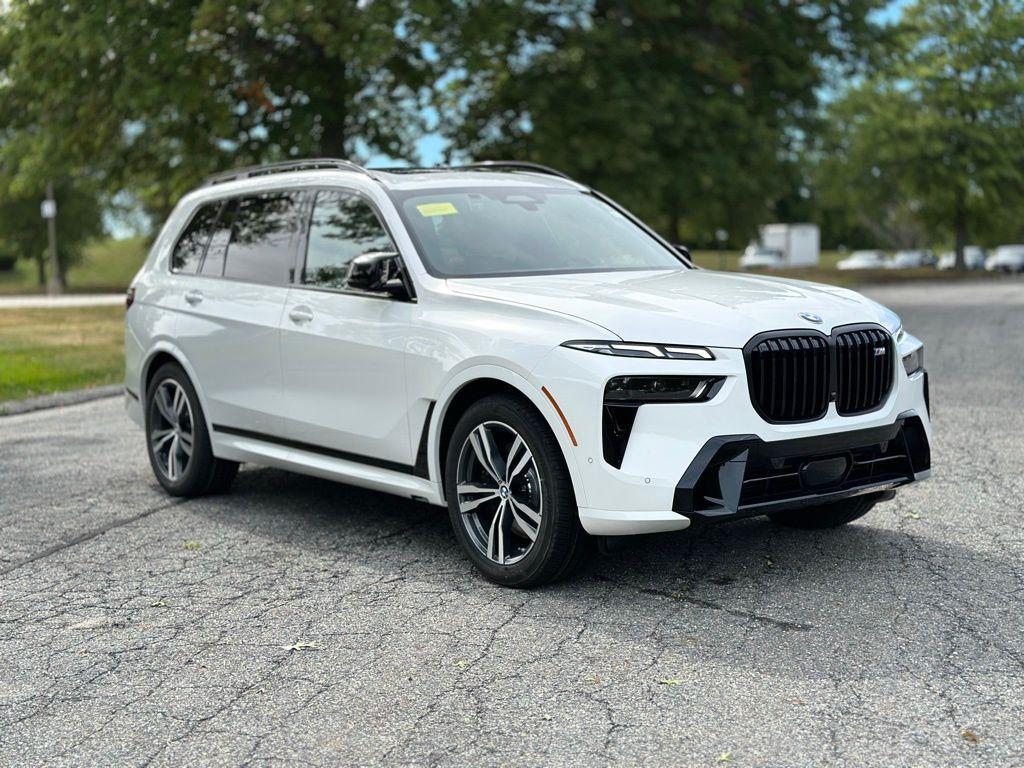 new 2026 BMW X7 car, priced at $123,155