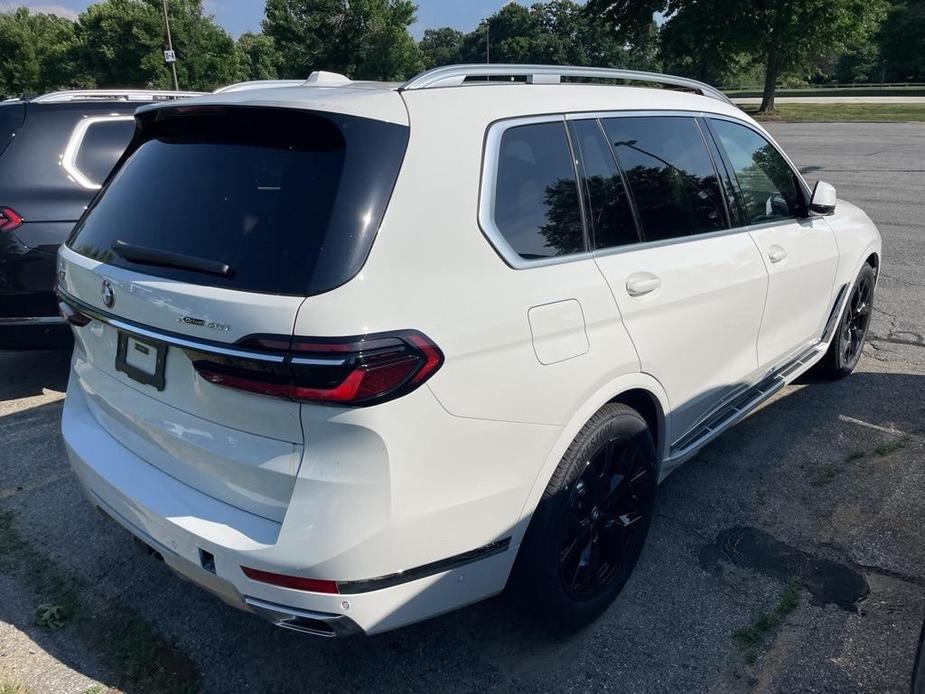 new 2025 BMW X7 car, priced at $91,555