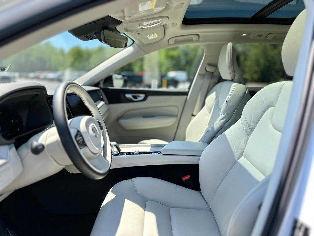 used 2023 Volvo XC60 car, priced at $40,548