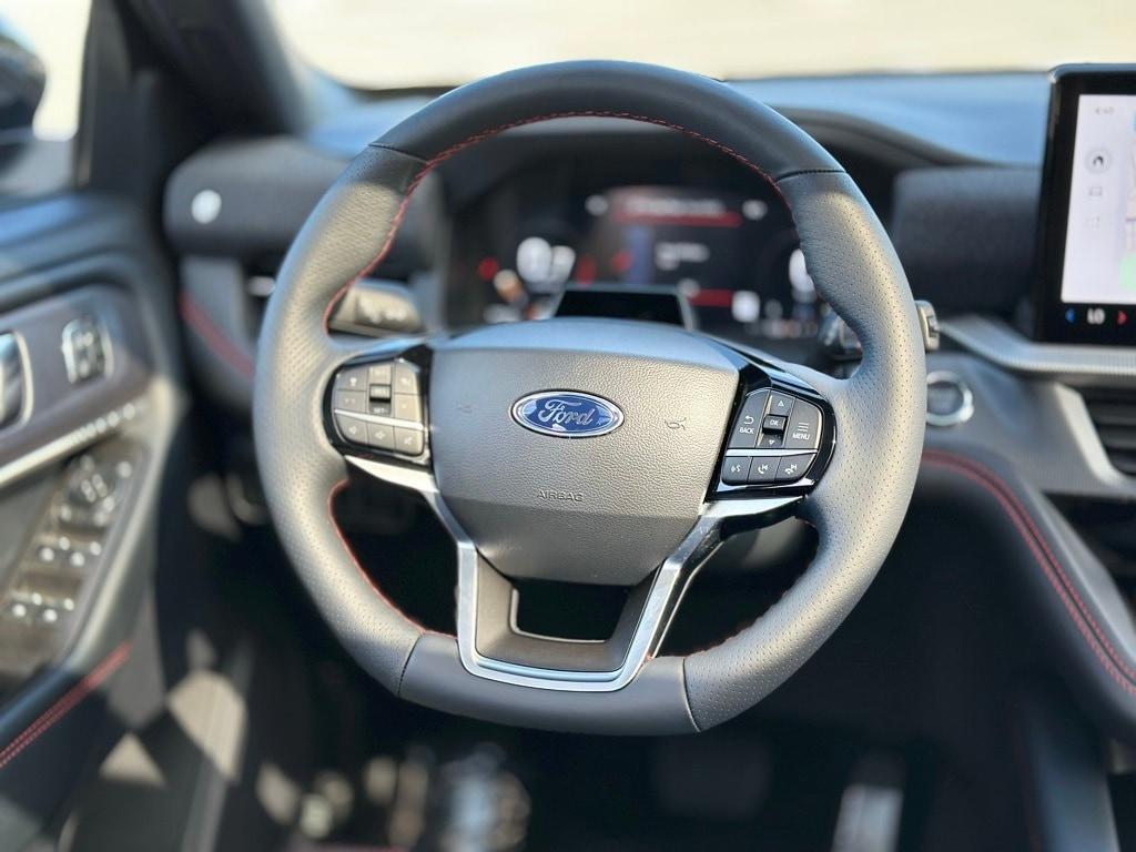 used 2025 Ford Explorer car, priced at $48,950