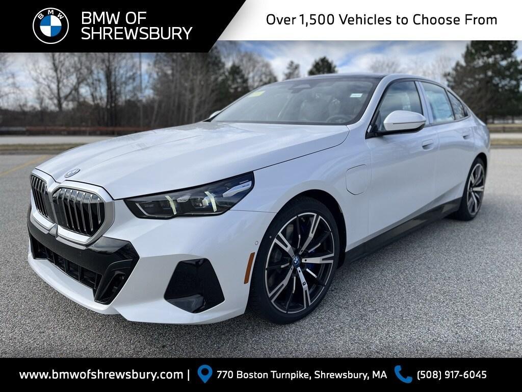 new 2025 BMW 550e car, priced at $83,625