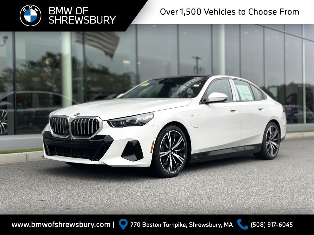 new 2025 BMW 550e car, priced at $83,625