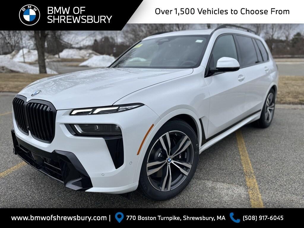 new 2025 BMW X7 car, priced at $96,205