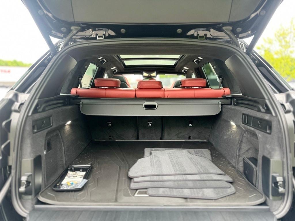 new 2025 BMW X5 M car, priced at $137,205