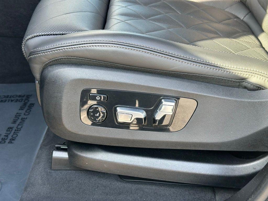 used 2024 BMW X7 car, priced at $64,980