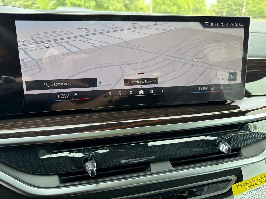 new 2026 BMW X7 car, priced at $95,675