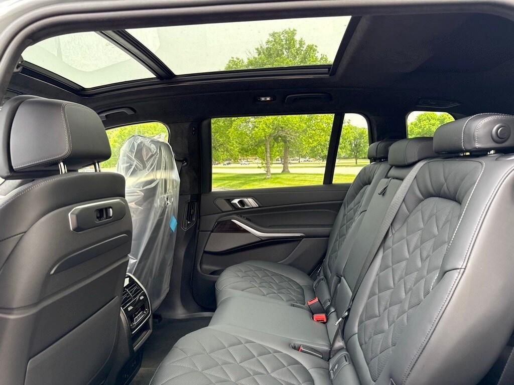 new 2026 BMW X7 car, priced at $95,675
