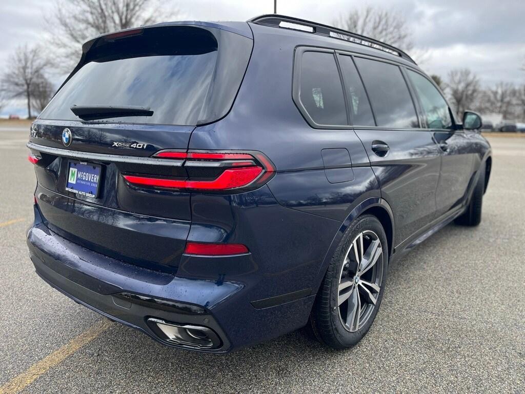 new 2025 BMW X7 car, priced at $97,355