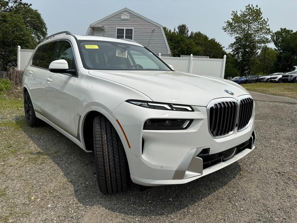 new 2026 BMW X7 car, priced at $91,925