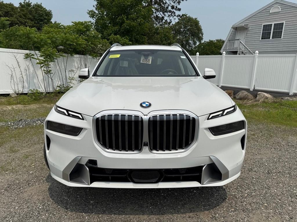 new 2026 BMW X7 car, priced at $91,925