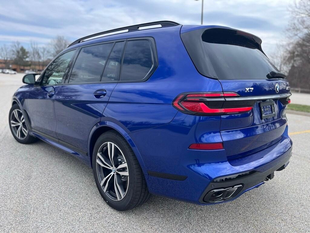 new 2025 BMW X7 car, priced at $118,825