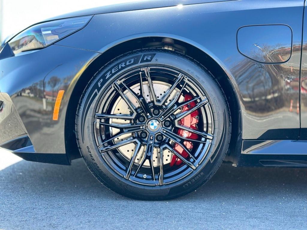 new 2025 BMW M5 car, priced at $131,125