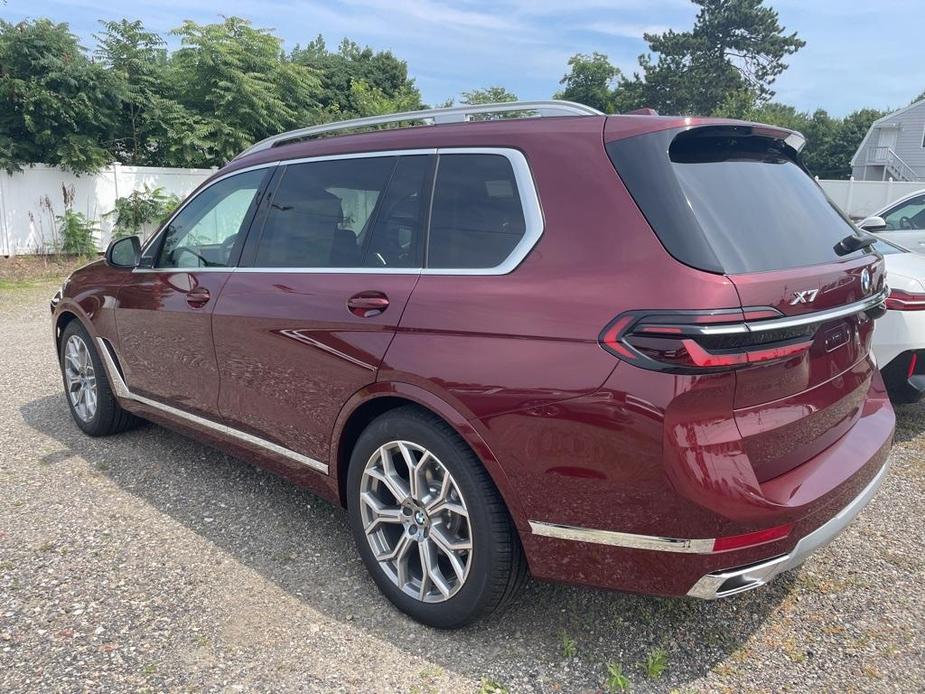 new 2025 BMW X7 car, priced at $89,705