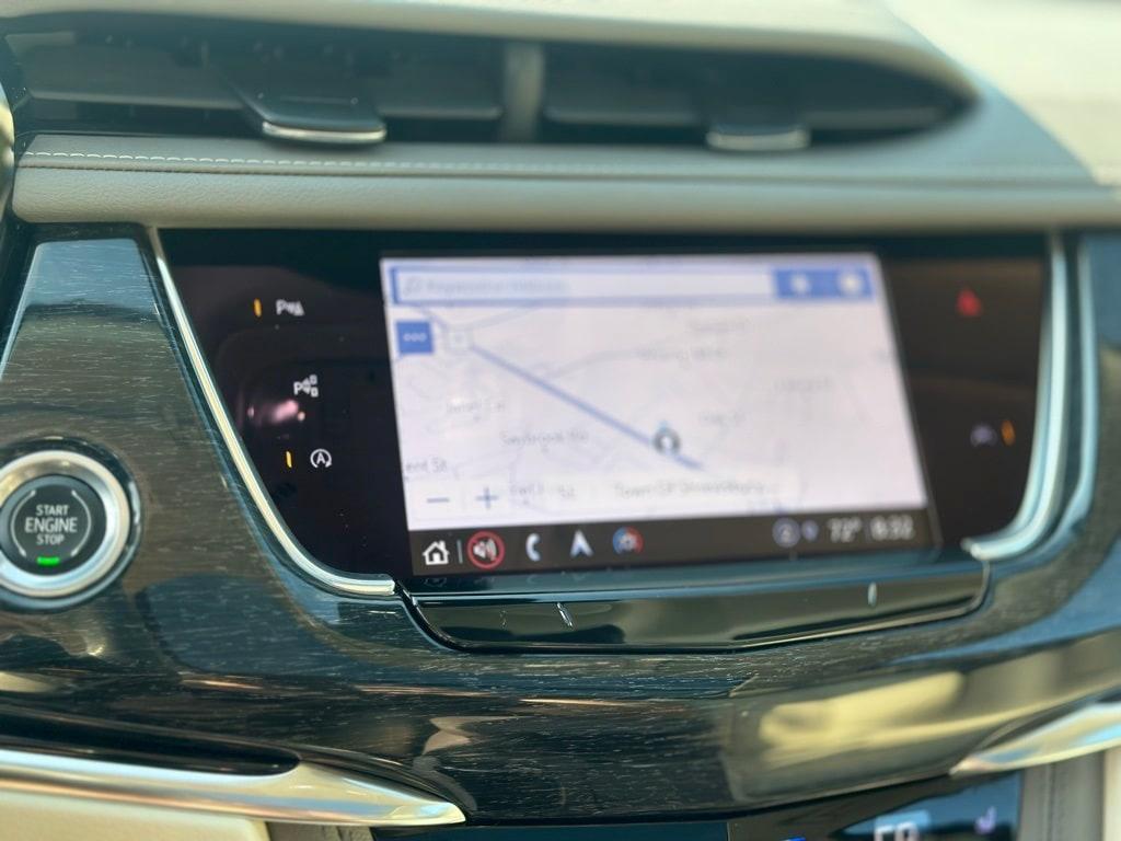 used 2022 Cadillac XT6 car, priced at $32,995