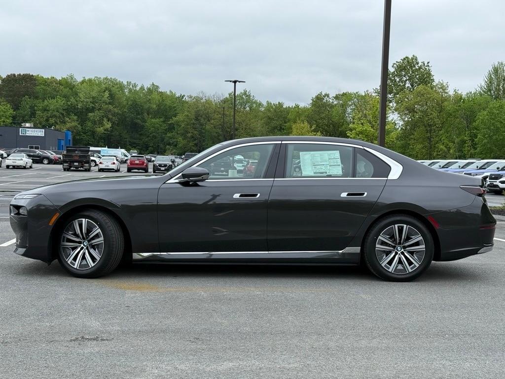 new 2025 BMW i7 car, priced at $110,625