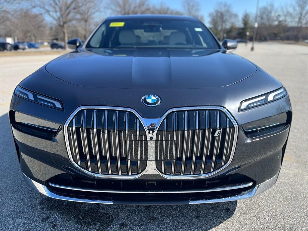 new 2025 BMW i7 car, priced at $110,625