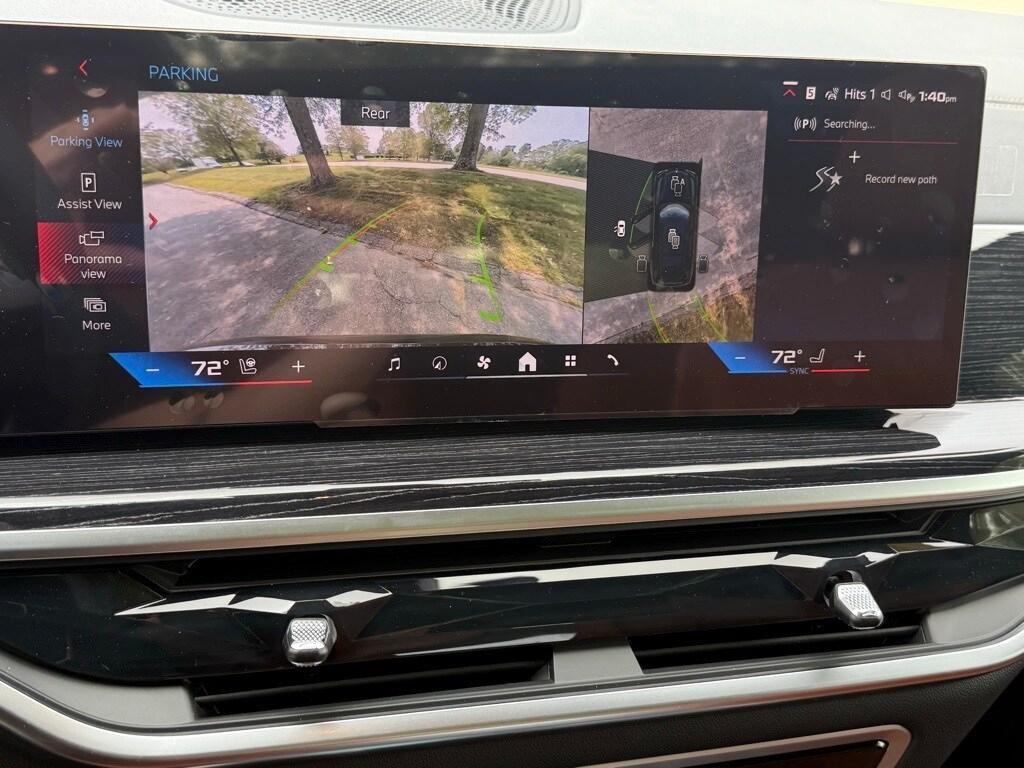 new 2025 BMW X7 car, priced at $118,925