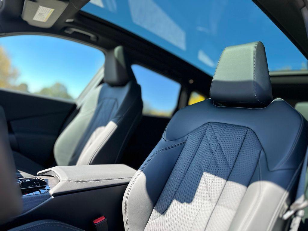 new 2025 BMW X3 car, priced at $56,320
