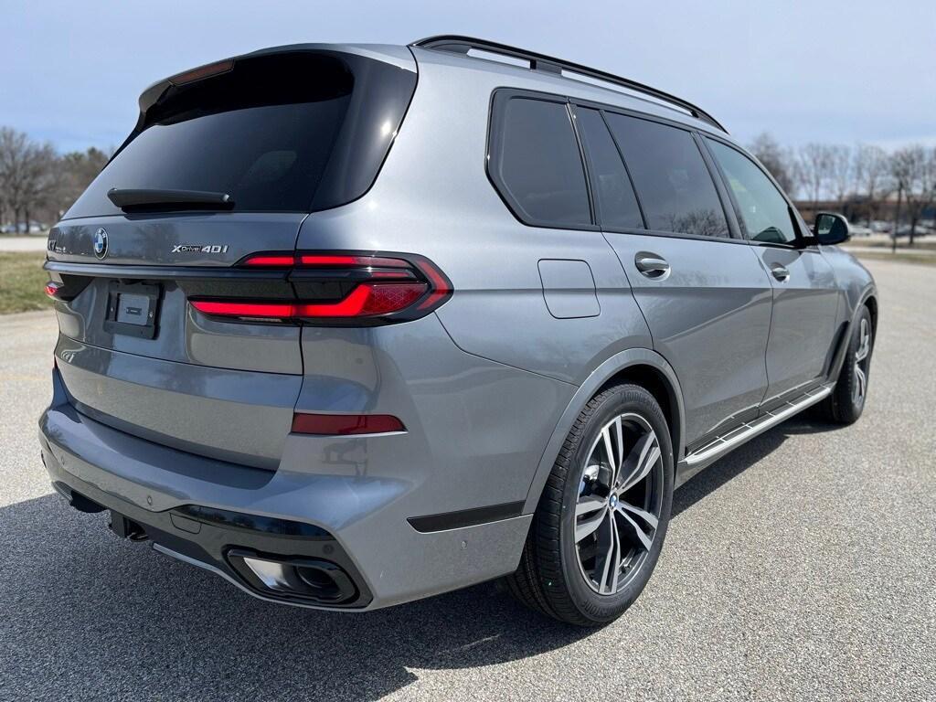 new 2025 BMW X7 car, priced at $95,760