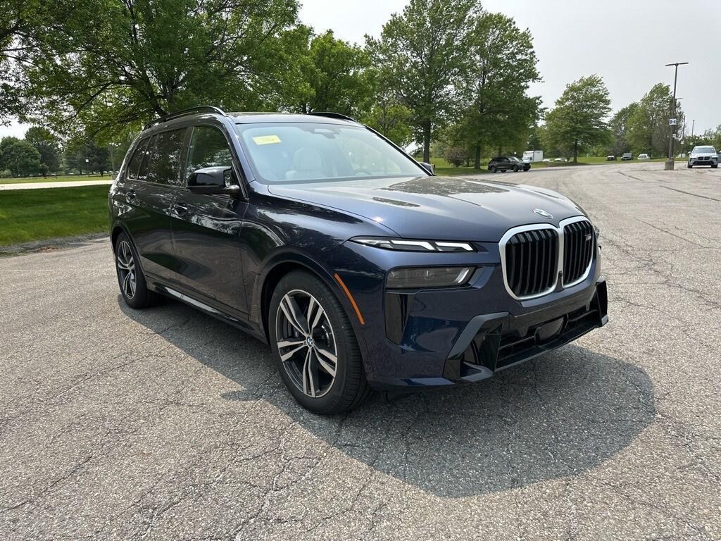 new 2025 BMW X7 car, priced at $119,975