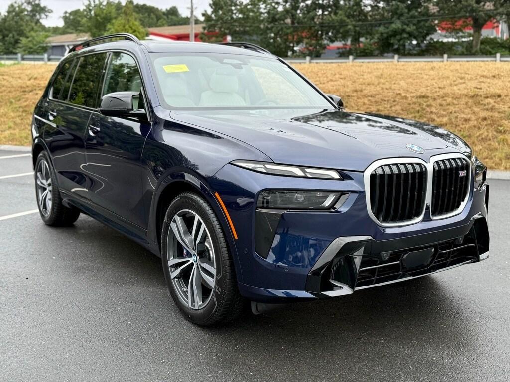 new 2025 BMW X7 car, priced at $119,975