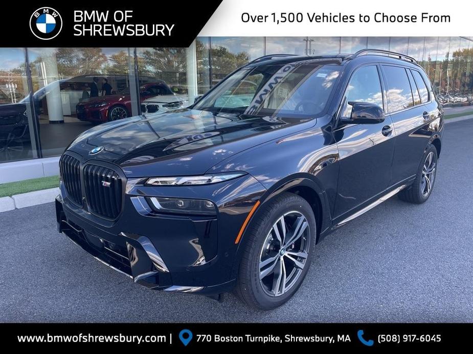 new 2025 BMW X7 car, priced at $118,120