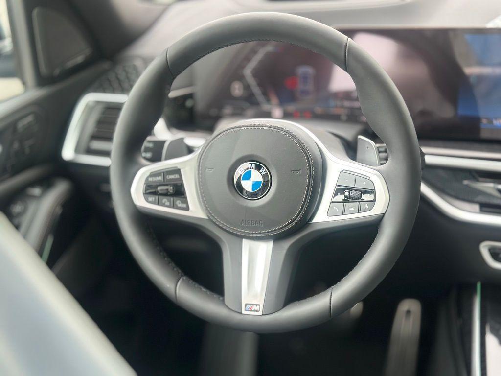 new 2026 BMW X7 car, priced at $100,680