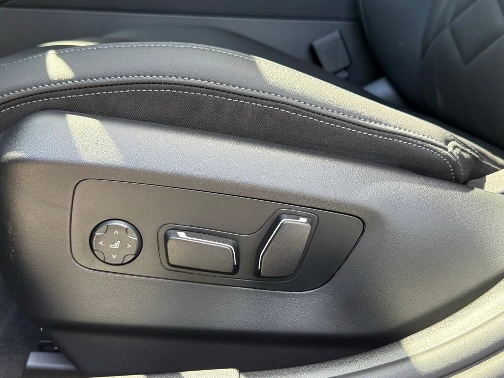 new 2025 BMW 530 car, priced at $63,625