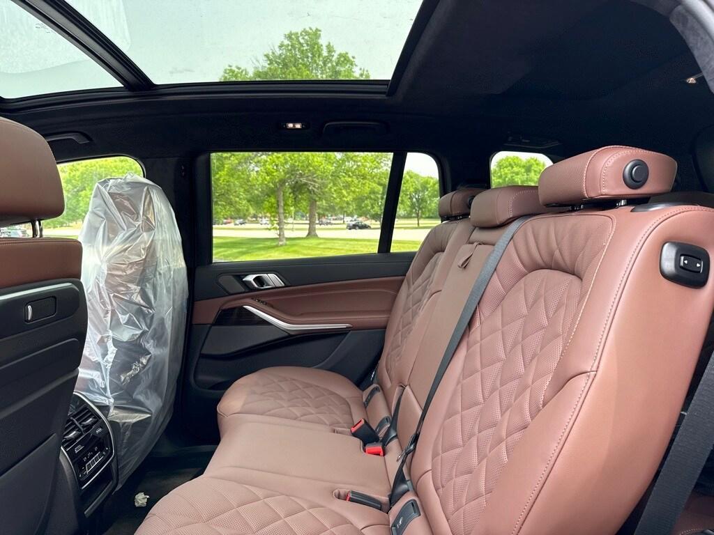 new 2026 BMW X7 car, priced at $95,890
