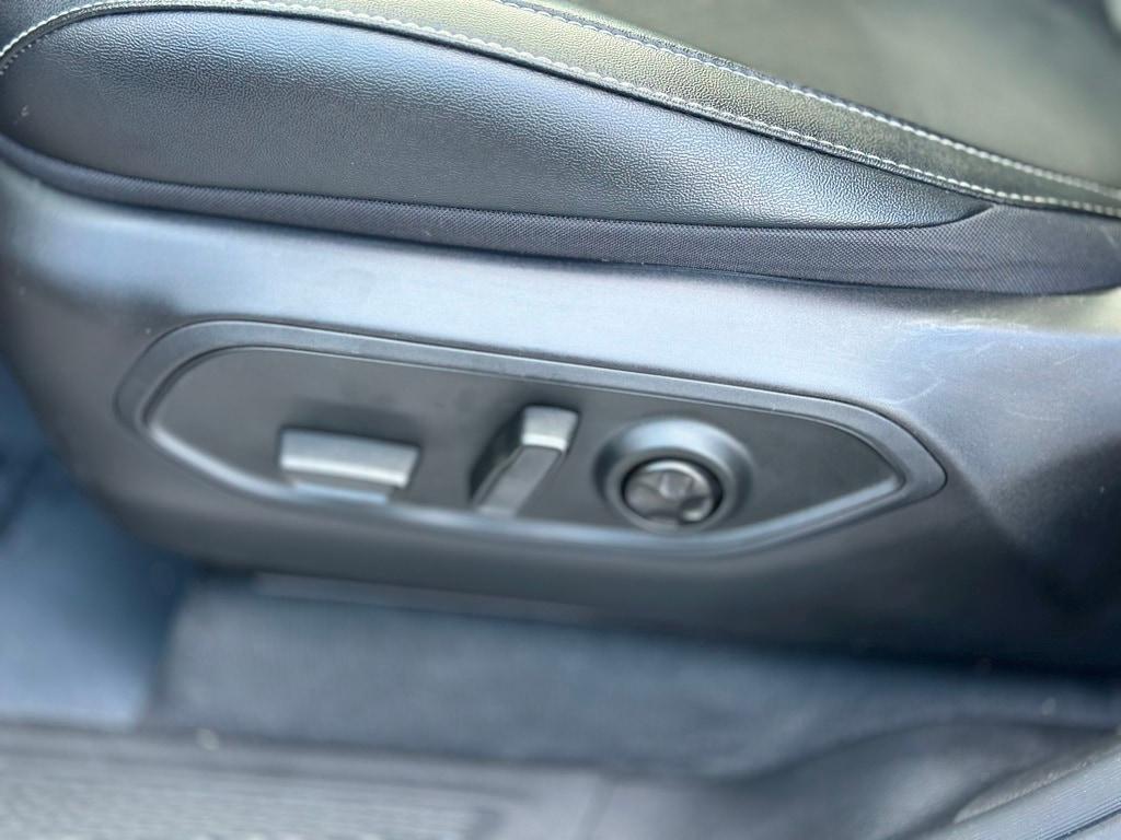 used 2024 Jeep Grand Cherokee car, priced at $33,400