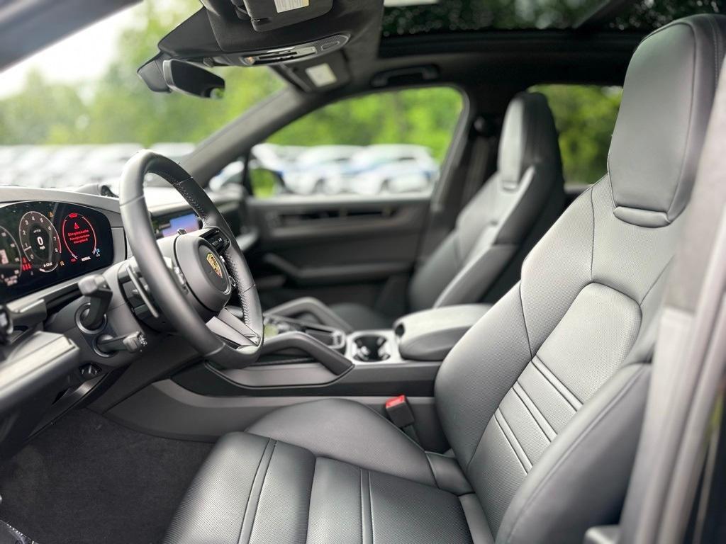 used 2025 Porsche Cayenne car, priced at $143,000