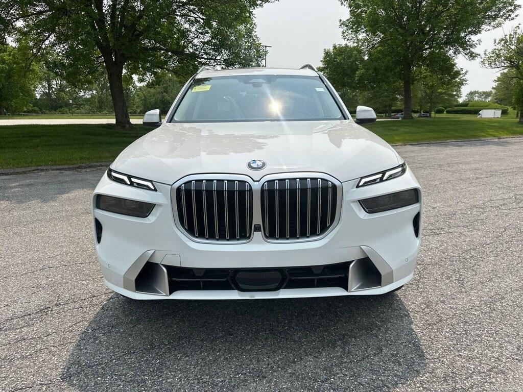 new 2026 BMW X7 car, priced at $90,890