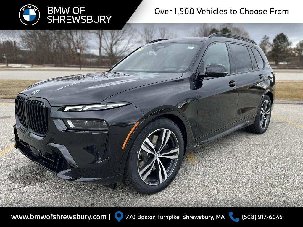 new 2025 BMW X7 car, priced at $98,105