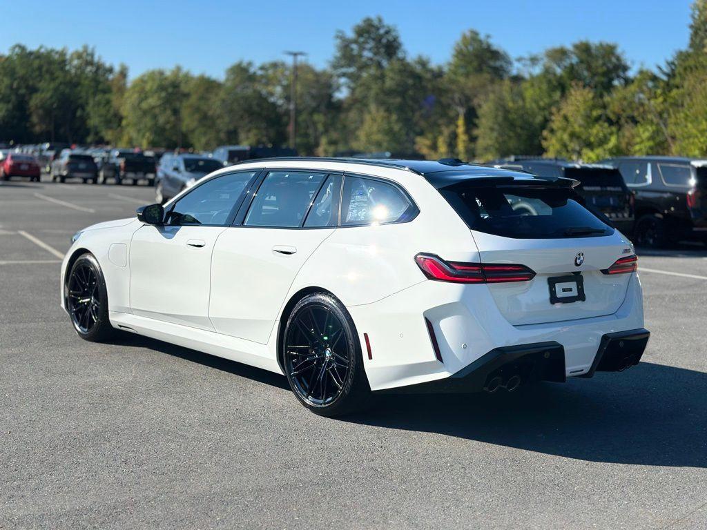new 2026 BMW M5 car, priced at $141,650