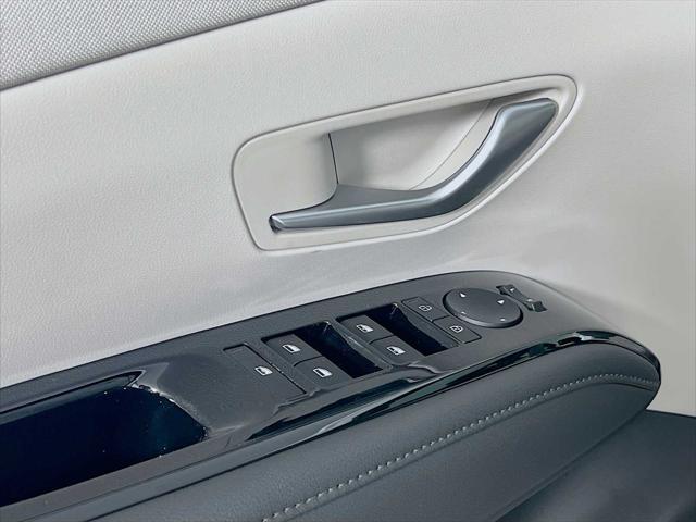 new 2025 Hyundai TUCSON Hybrid car, priced at $41,659