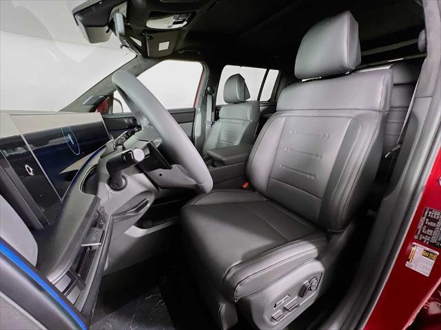 new 2025 Hyundai Santa Fe car, priced at $47,947