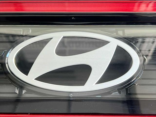 new 2025 Hyundai Sonata Hybrid car, priced at $32,086