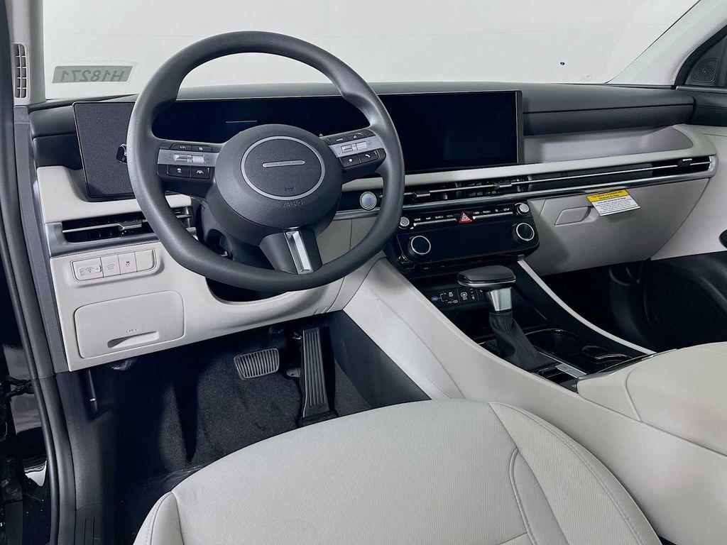 new 2025 Hyundai Tucson car, priced at $31,790