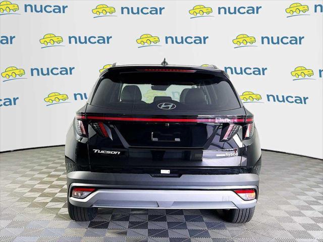 new 2025 Hyundai TUCSON Hybrid car, priced at $37,057