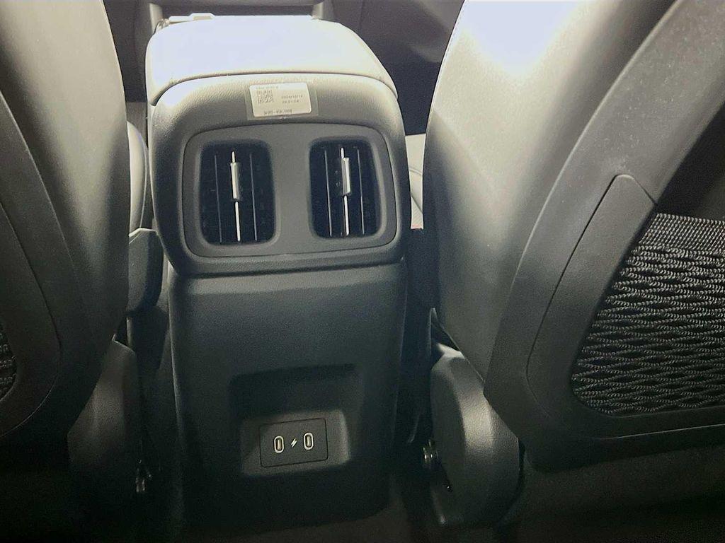 new 2025 Hyundai TUCSON Hybrid car, priced at $38,375
