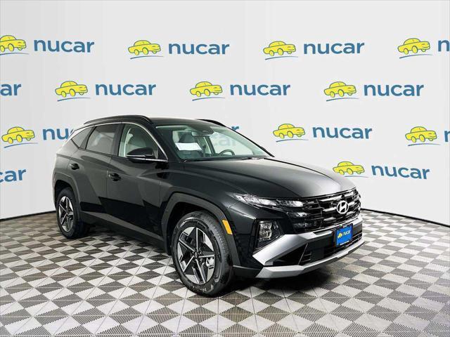 new 2025 Hyundai TUCSON Hybrid car, priced at $37,115
