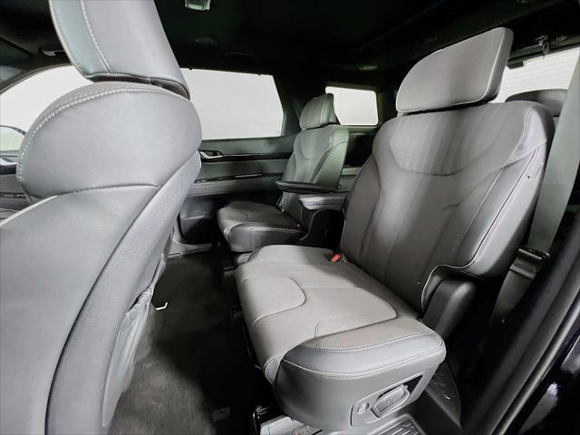 new 2025 Hyundai Palisade car, priced at $52,942