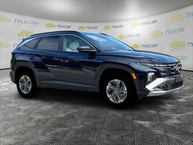 new 2025 Hyundai TUCSON Hybrid car, priced at $33,110