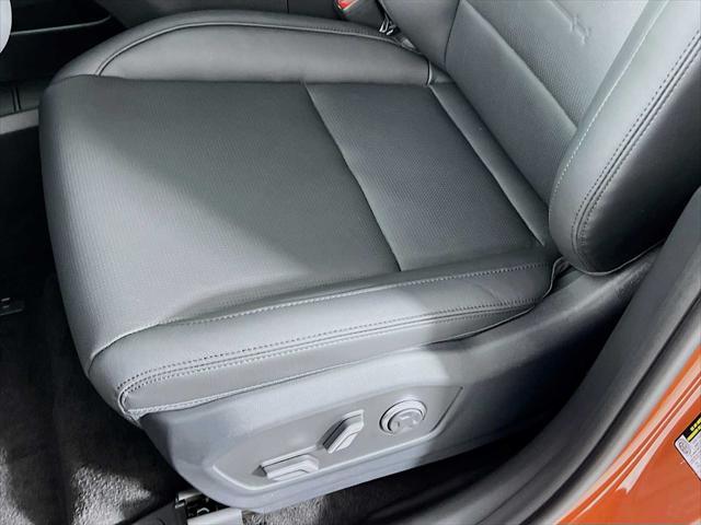 new 2025 Hyundai Santa Fe car, priced at $45,888