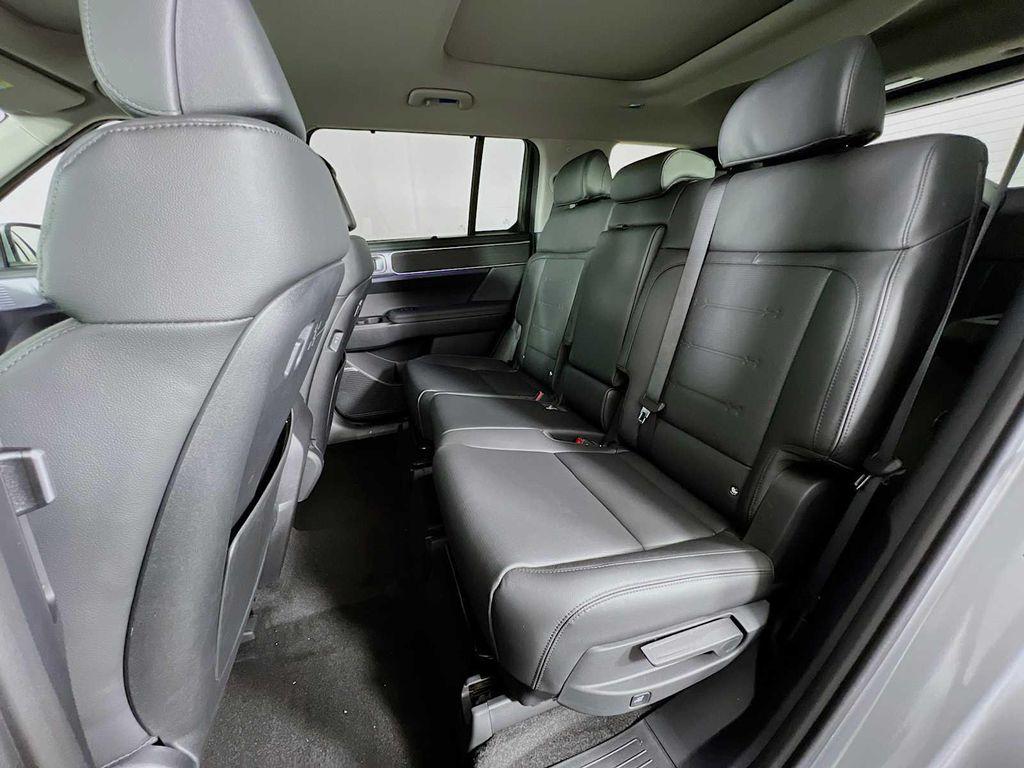 new 2025 Hyundai Santa Fe car, priced at $45,106