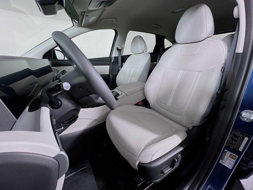 new 2025 Hyundai Tucson car, priced at $33,370