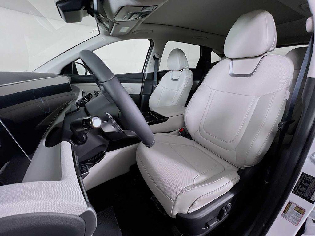 new 2025 Hyundai Tucson car, priced at $39,954