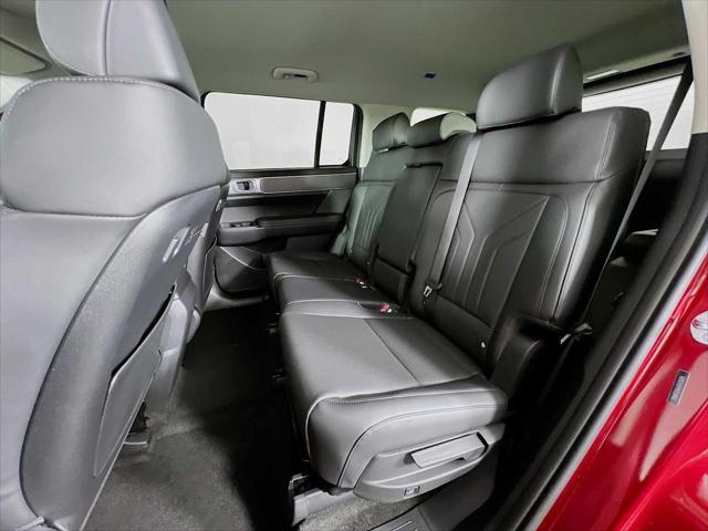 new 2025 Hyundai Santa Fe car, priced at $41,721