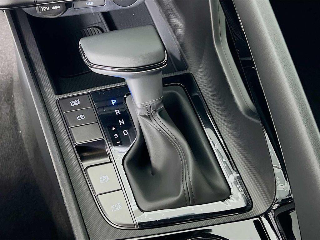 new 2025 Hyundai Elantra car, priced at $28,481
